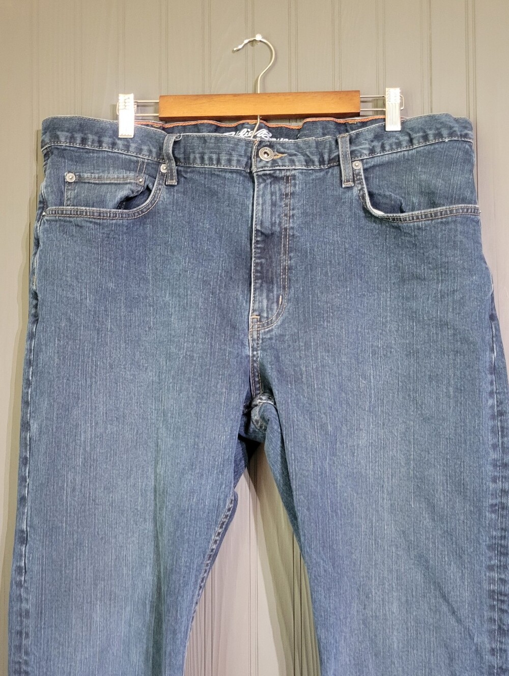 Eddie Bauer Denim Jeans Straight Fit Cotton Dark Wash Blue Men's 40x36 - Picture 3 of 7